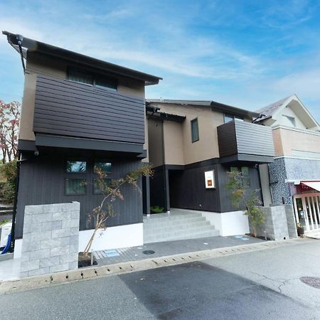 Апартаменти スタジオーネ 箱根強羅 West - Stagione Hakone Gora West Екстер'єр фото