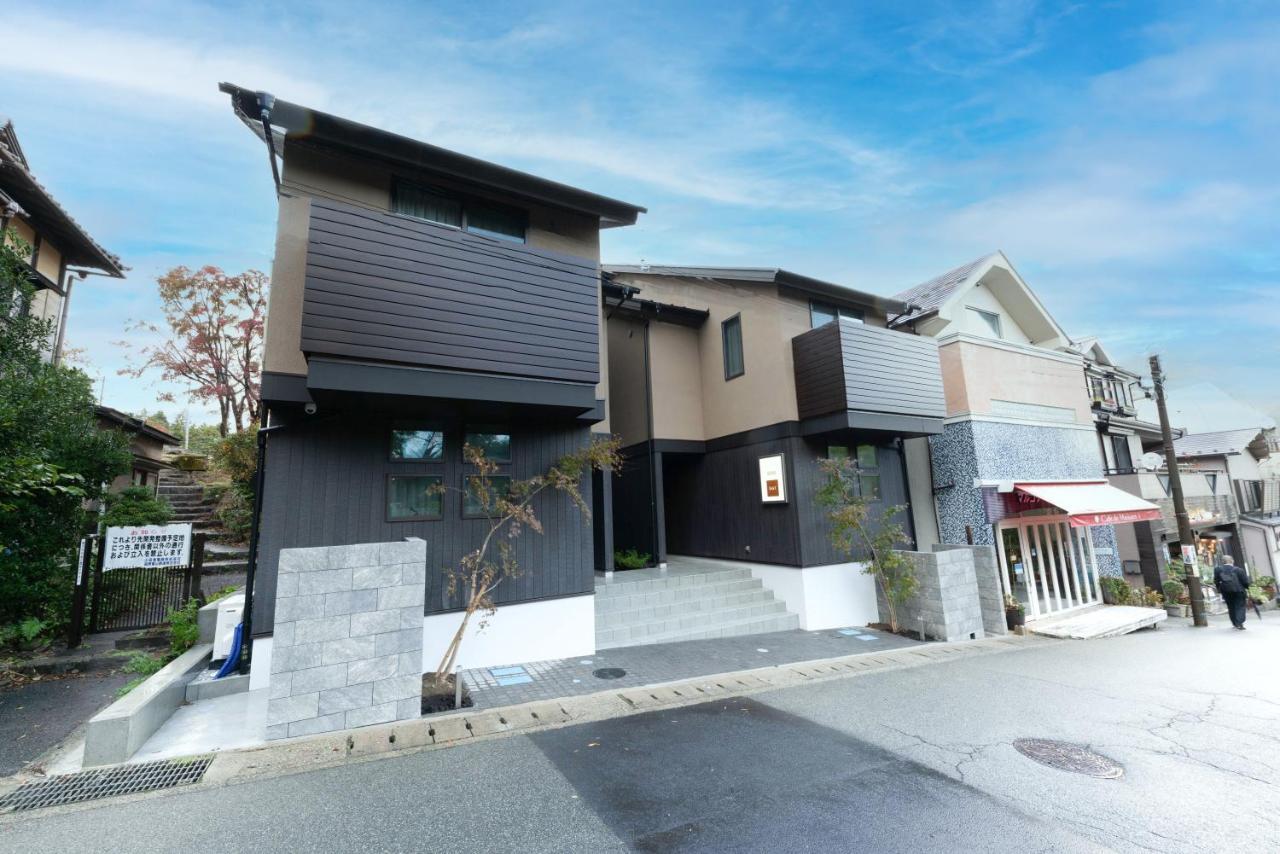 Апартаменти スタジオーネ 箱根強羅 West - Stagione Hakone Gora West Екстер'єр фото